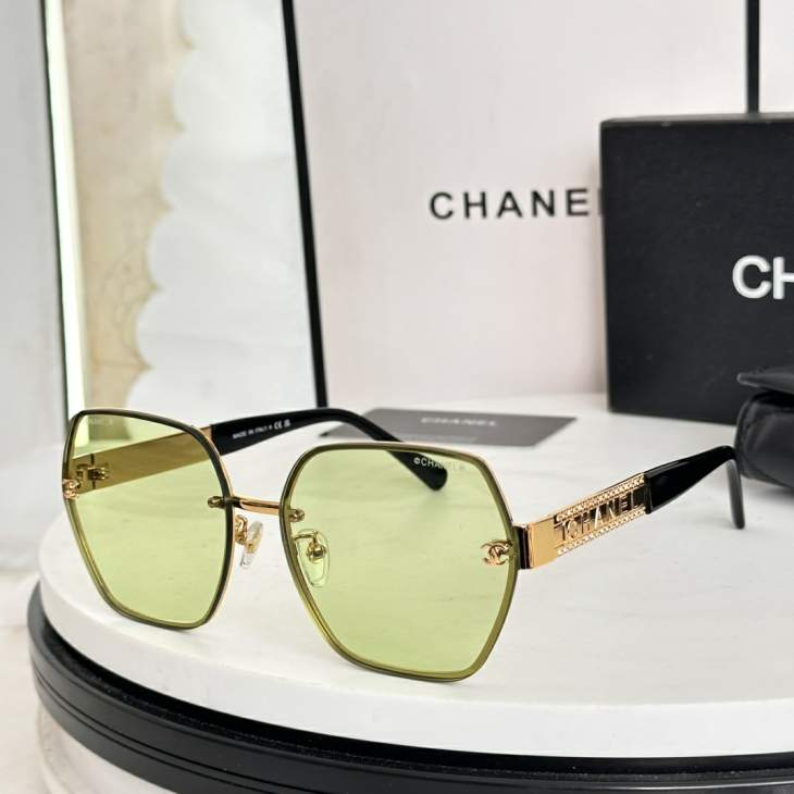 Picture of Chanel Sunglasses _SKUfw77710458fw